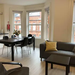  Apartamento Wellesley Avenue